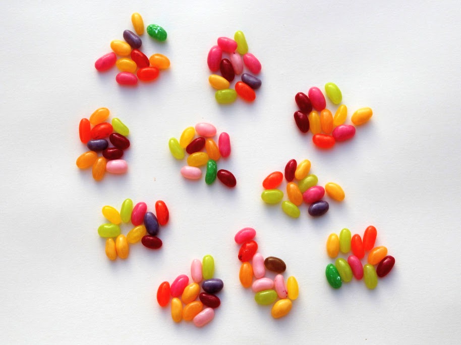 one hundred beans to count in groups of ten